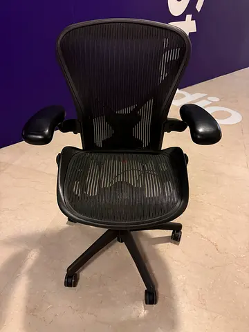 Herman Miller Areon Classic Chairs For Selling