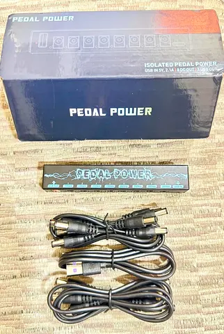Guitar Pedals Power Supply 5V/2.1A with 8 Outputs