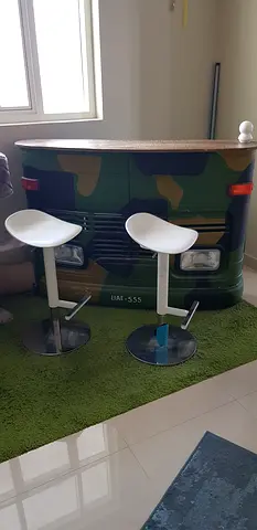 Unique Camouflage Bar with 3 Stylish Stools