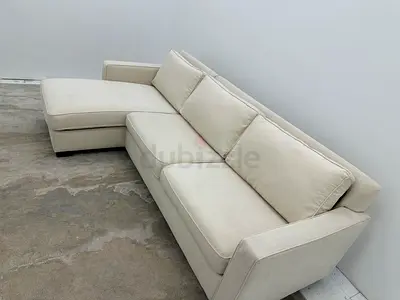 Selling west elm beige color sofa bed