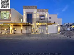 All-inclusive price: registration fees, water, electricity, air conditioning, freehold ownership.