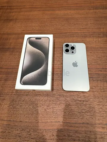 iPhone 15 pro max natural titanium 256gb