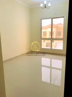 A distinctive villa for rent in Al-Hawshi, very close to the bridge. Its area is excellent, 4,850 sq