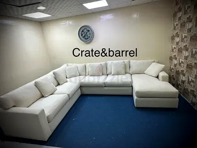 Selling cratebarrel Ushape sofa