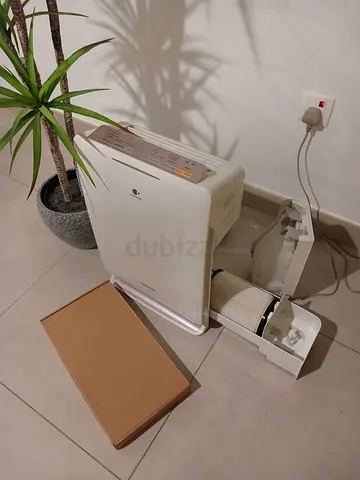 Panasonic Humidifying Air Purifier with Brand New Filter