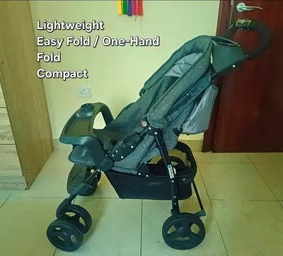 Compact and Lightweight Easy-Fold Stroller