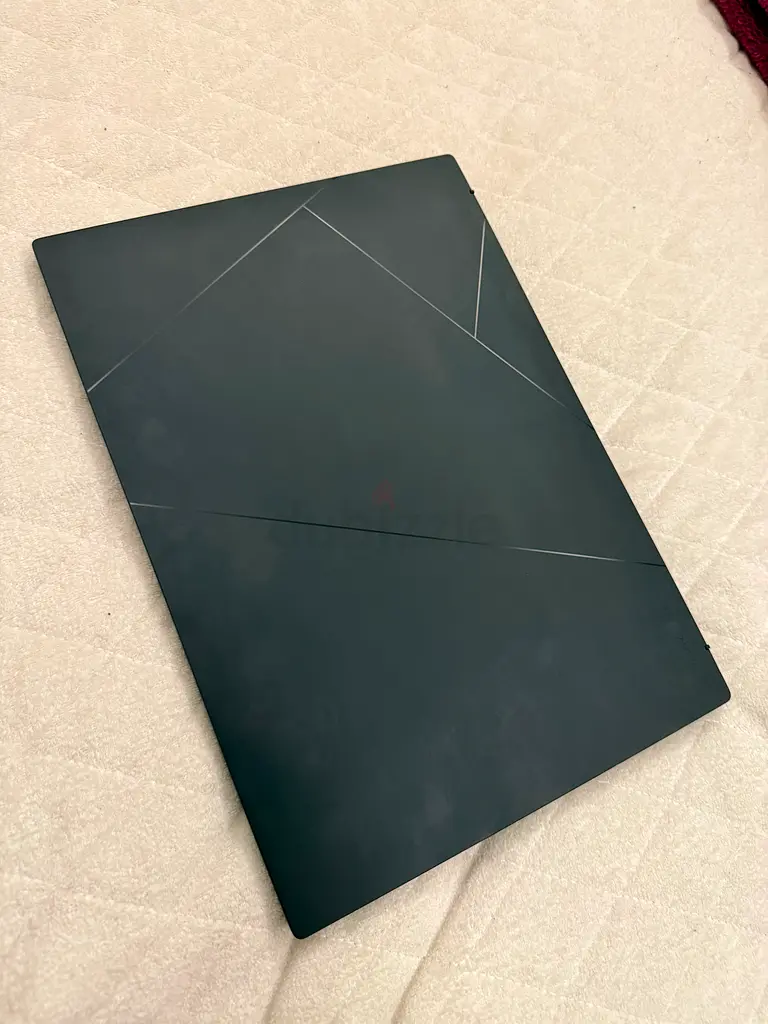 Asus Zenbook 14 OLED65125049194753111
