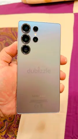 Samsung Galaxy S25 Ultra - Impressive Camera and Performance