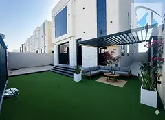Villa for sale with a large yard and roof terrace, with the possibility of bank financing for 25 yea