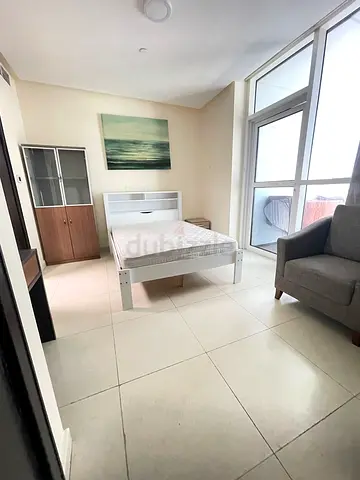 Luxury Master Room in the Heart of Dubai Marina near to tram