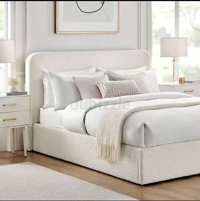 Cozy Modern Bed Set with Stylish Headboard+pillows top springs mattress