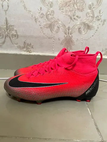 Nike Mercurial Superfly Academy version