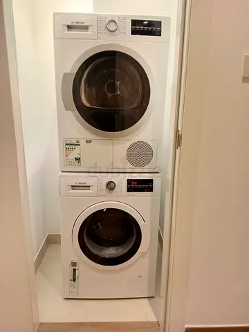 Bosch series 6 9kg washer and 8kg dryer separate set