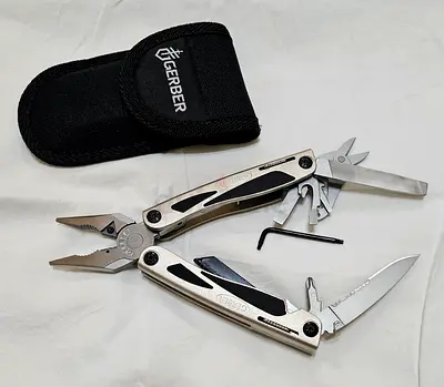 Gerber Multi tool MP800 Brand New