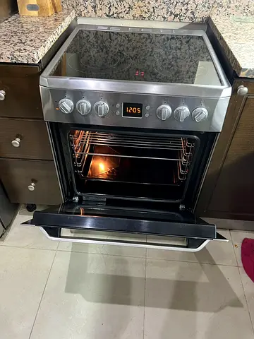 Bekon4 burner electric ceramic cocker size 60cm