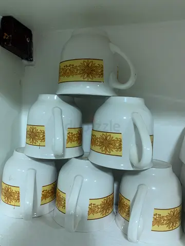 Vintage Floral Design Mug Set