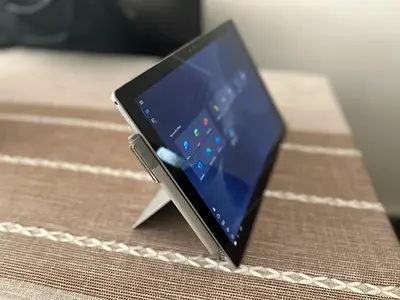 Microsoft Surface Pro 4 – Versatile 2-in-1 Laptop and Tablet