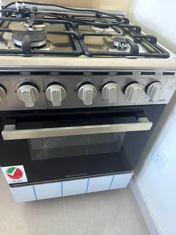Westpoint oven / gas range
