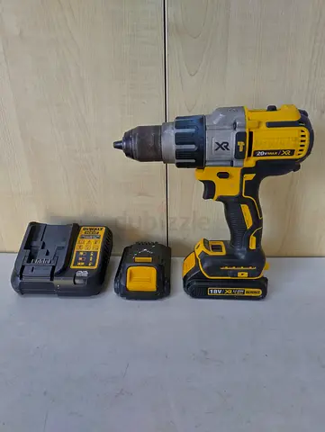 DEWALT 3 SPEED DRILL DRIVER 18V HAMMER B.L