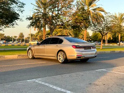 BMW 7 Series 730i, миниатюра 8