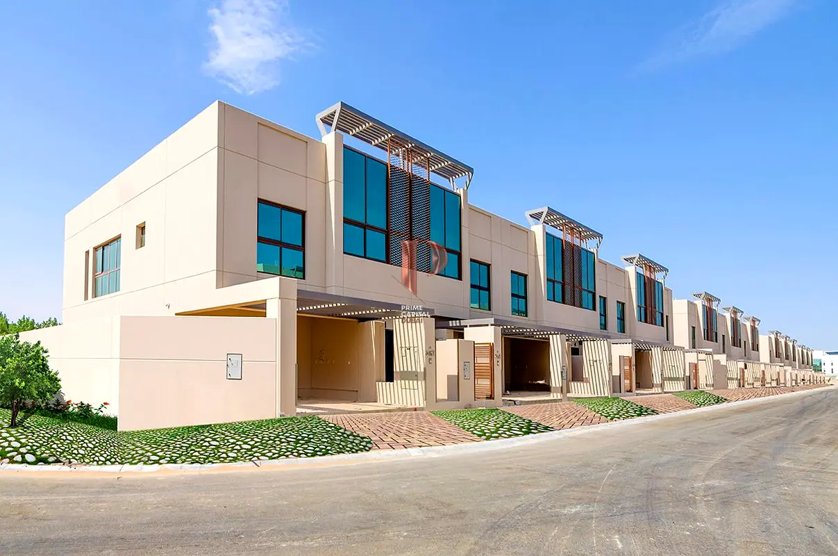 Single Row / corner / 4 bed