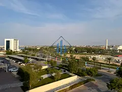 Cozy Studio In Vibrant Community Near All Facilities