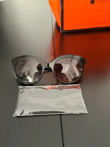 Sunglass original PRADA
