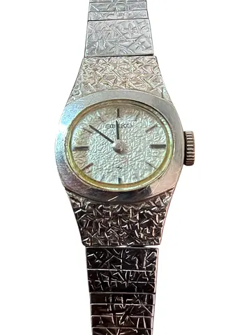 Slim Small Wrist Seiko Watch, Hand Wind, WGP Gold-Plated Bracelet, Vintage 1976 in working order