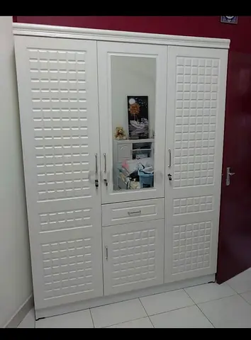 3 door cabinet cupboard