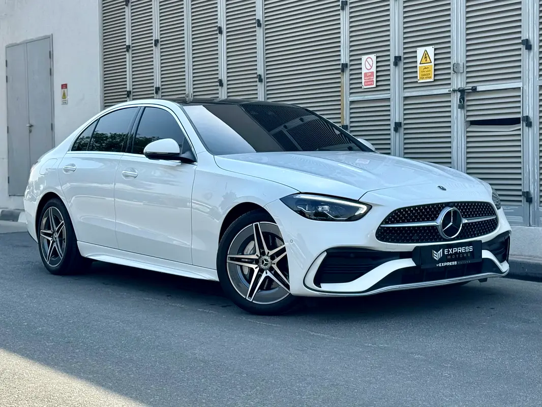 Mercedes-Benz C-Class 2025 — photo 1 of 13