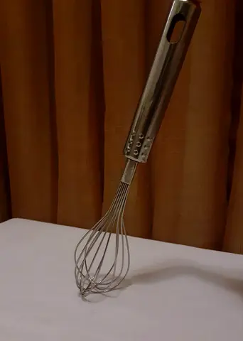 URGENT SALE: Small Whisk