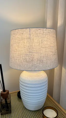 Table lamp – ceramic base  linen shade