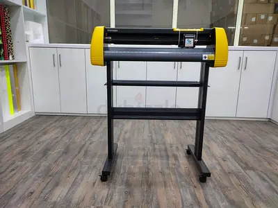 High-Precision 24 (720mm) Vinyl Cutting Plotter – Excellent Condition