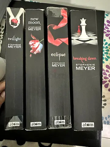 Twilight Series Box Set by Stephenie Meyer