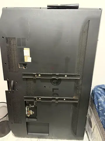 Monitor LG 45 inch used like new with cable  stand every thing new