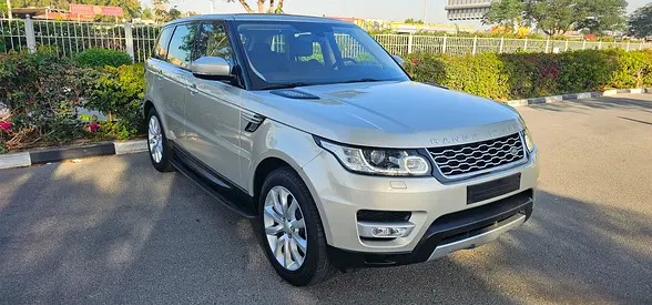 LAND ROVER RANGE ROVER SPORT HSE KM 146000 MODEL 2014 G.C.C ACCIDENT FREE