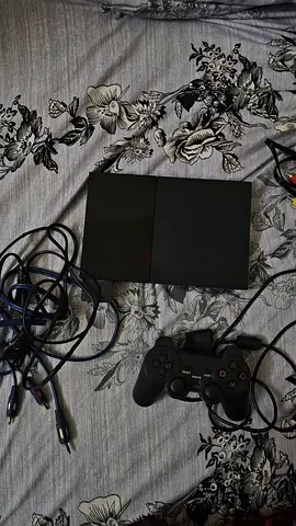 PS2 for sale(almost new) with accessories