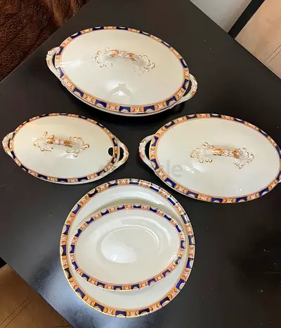 Elegant Vintage Serving Dishes Set