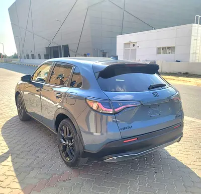 صورة 13 لـ 2023 Honda HR-V