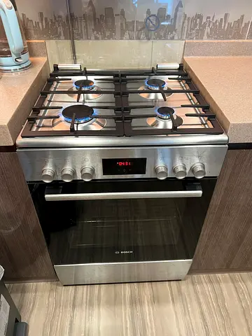 Bosch, 66L, 4 Burners, Freestanding Gas Cooker, 3D Hotair, EcoClean Direct