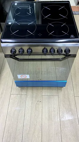 Indesit 60x 60cm 4zone electric cooking range FREE DELIVERY +WARRENTY