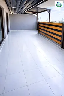 LARGE 2 BHK AVAILABLE ( NO COMMISSION ) DIRECT FROM OWNER