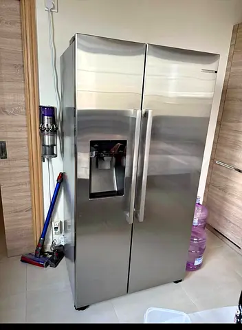 Bosch Series 8th Model Side By Side Refrigerator Freezer With Water Dispansir ato ice maker