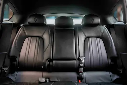 2022 Maserati LEVANTE photo 10