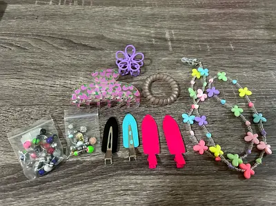 Jewelry and hair accessories