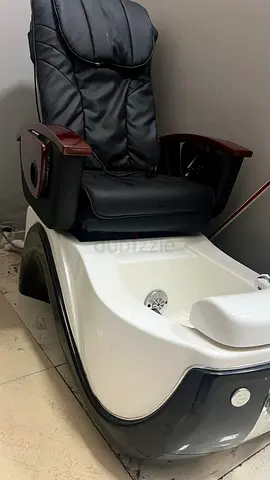 Electric Massage Chair, Pedicure Chair with Ceramic Foot Tub, Adjustable Features Spa Chair for Beau