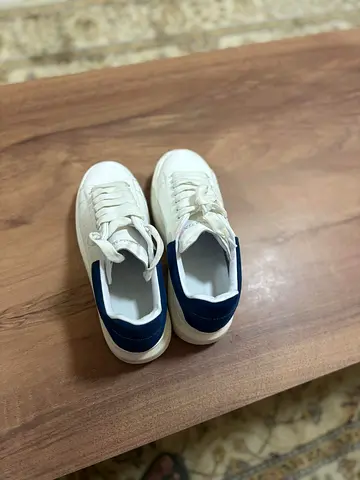 FOR SALE – ORIGINAL ALEXANDER McQUEEN SNEAKERS   Fujairah