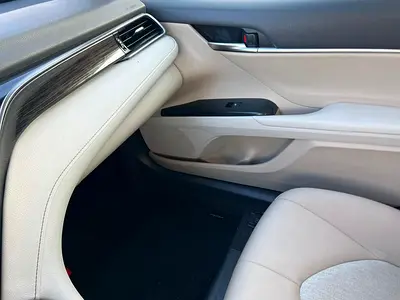 2019 Toyota CAMRY 照片 16