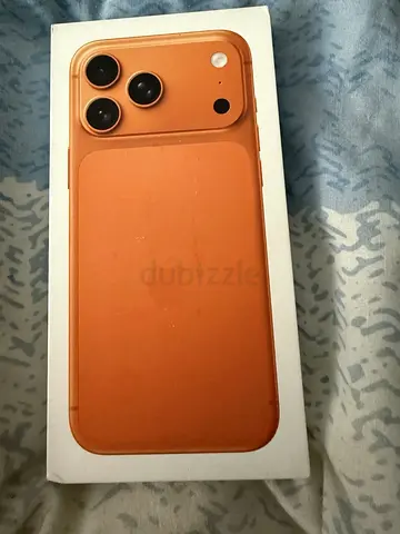 Apple iPhone 17 Pro Max 256GB Cosmic Orange, Unlocked, Sealed.