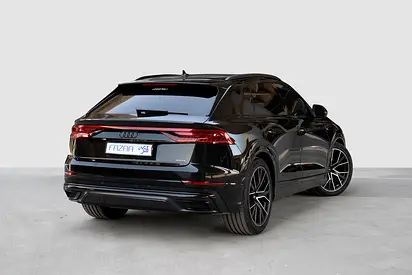 2023 AUDI Q8 缩略图 3